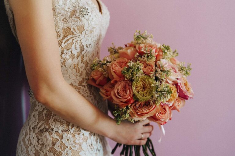 Tajemny język kolorów róż – jak barwa zmienia przekaz bukietu